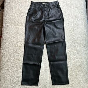 Madewell The Perfect Vintage Straight Jean: Faux Leather Edition Black Size 26